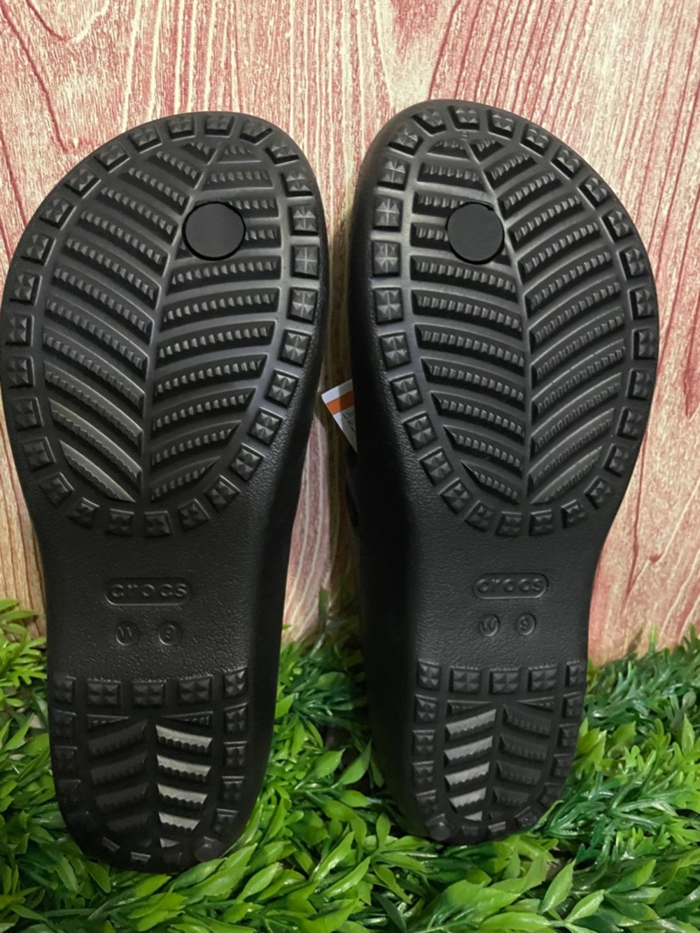 CROCS Women’s Kadee Black Wedge Flip Flop Sandals - Picture 4 of 5